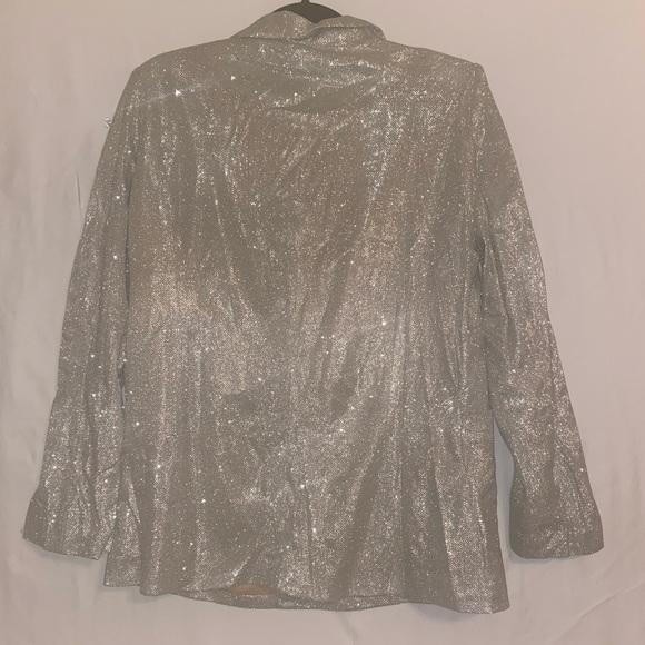 fashion nova natural glow glitter short set - Picture 3 of 10